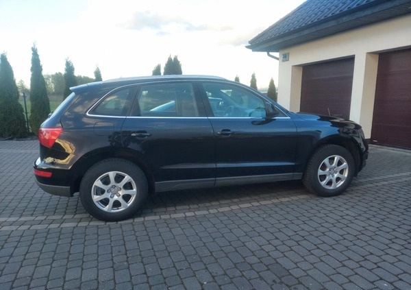 Audi Q5 cena 49900 przebieg: 205870, rok produkcji 2011 z Trzcianka małe 121